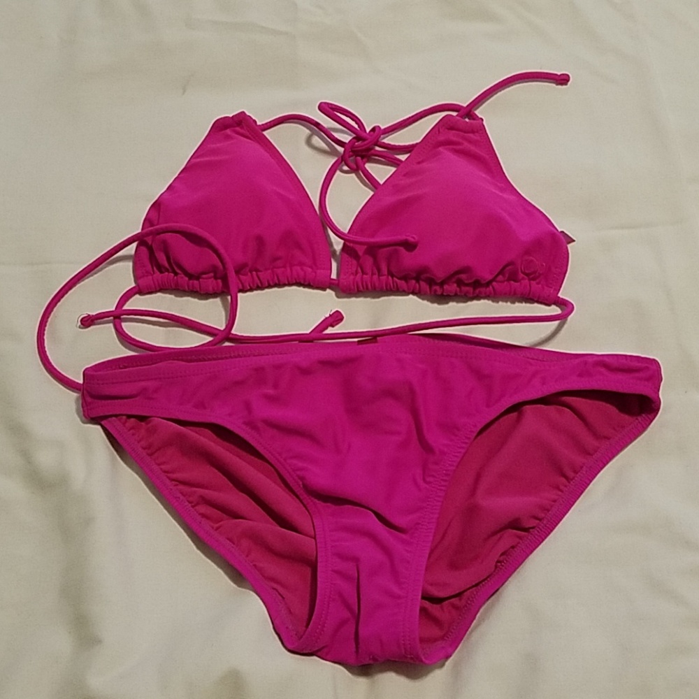 OP bikini set